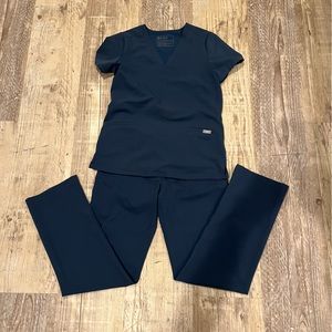 Figs scrub set